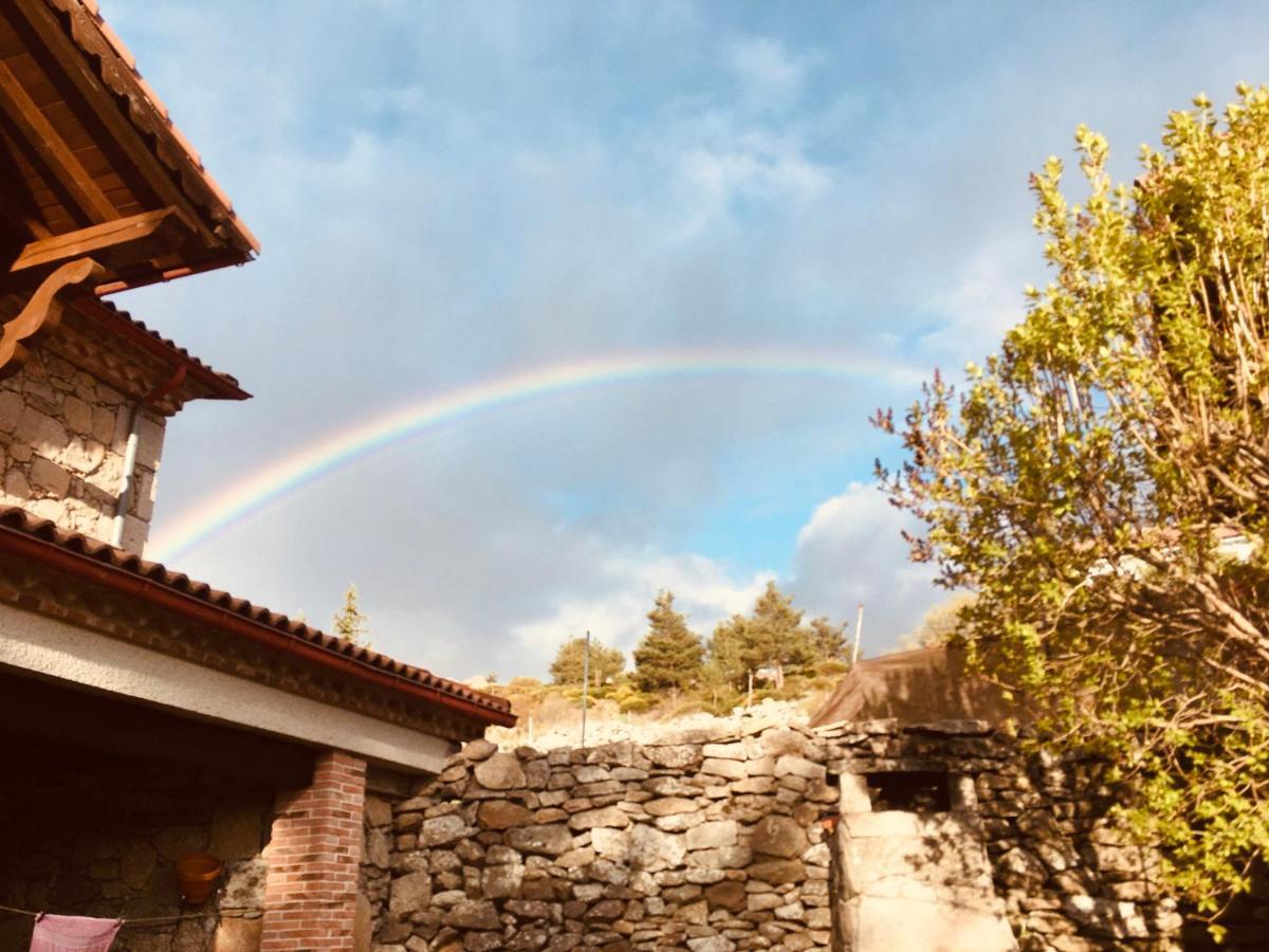 Artesano I Y III Pensionat Navarredonda de Gredos Eksteriør billede