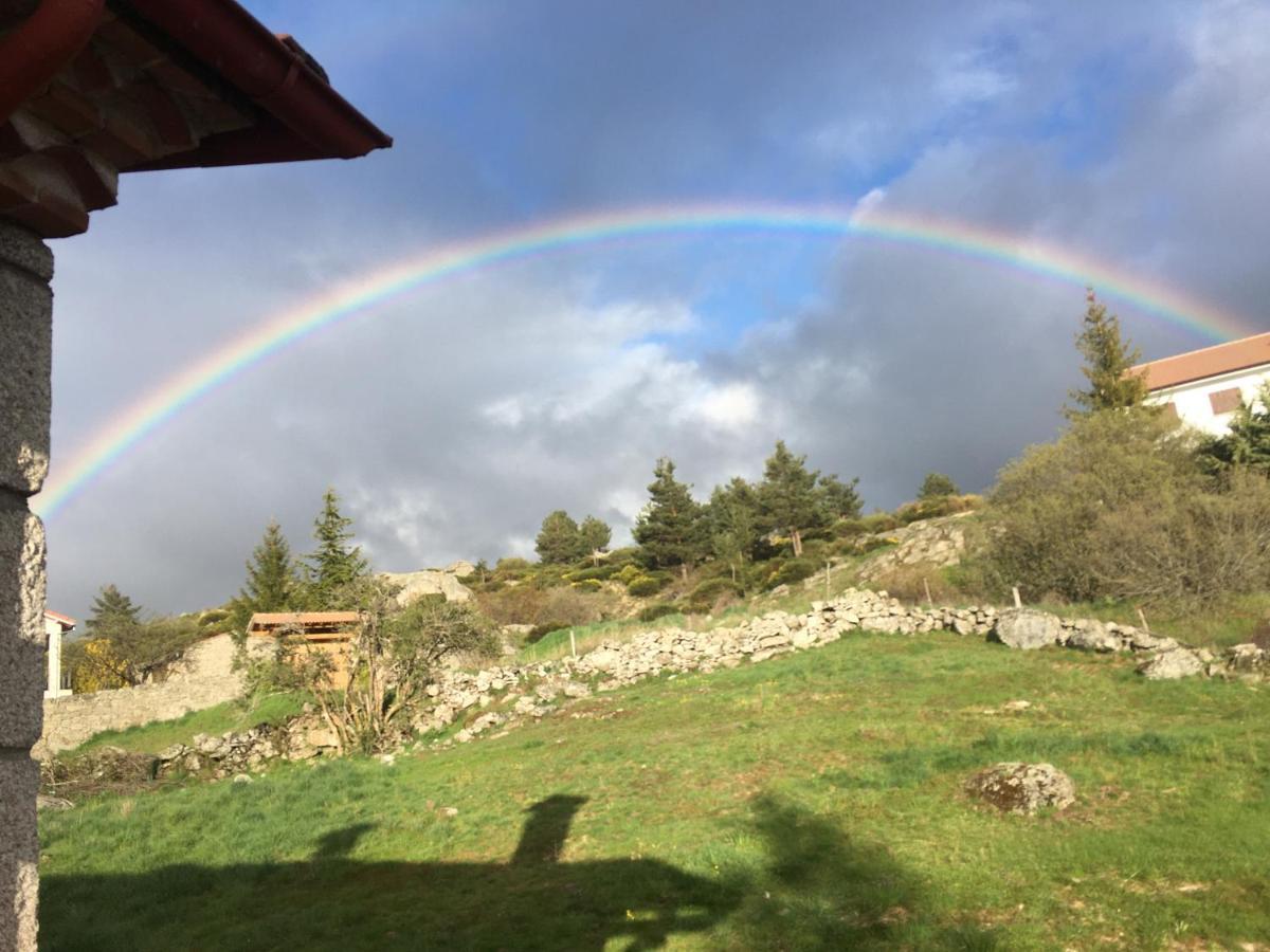 Artesano I Y III Pensionat Navarredonda de Gredos Eksteriør billede